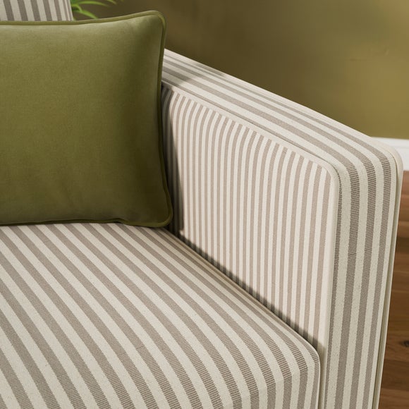 Carousel navigation image position 3 of 9