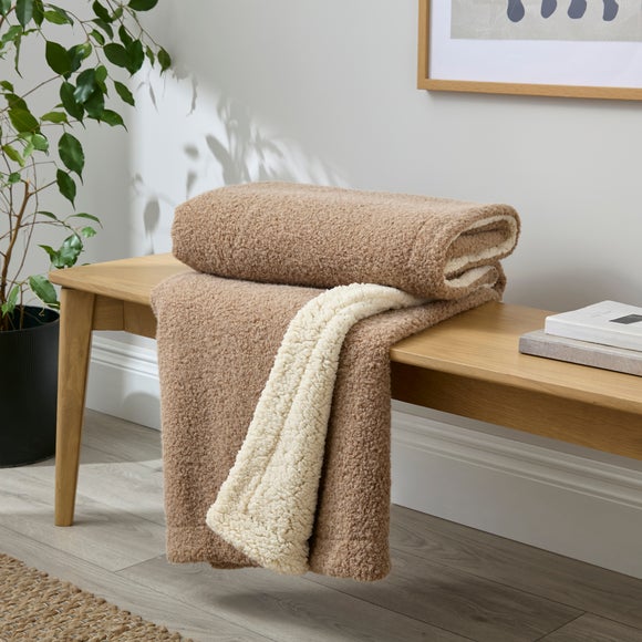 Mottled Sherpa Throw 130cm x 180cm