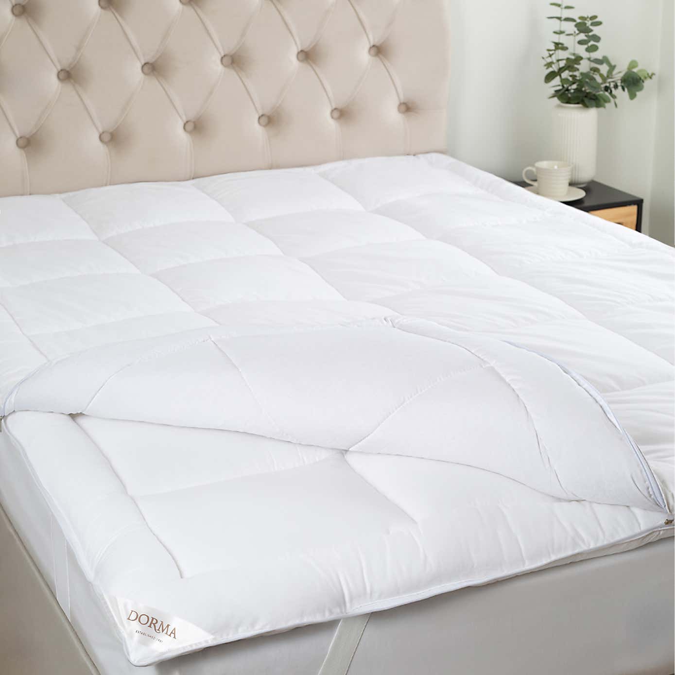 Carousel zoom image position 2 of 5