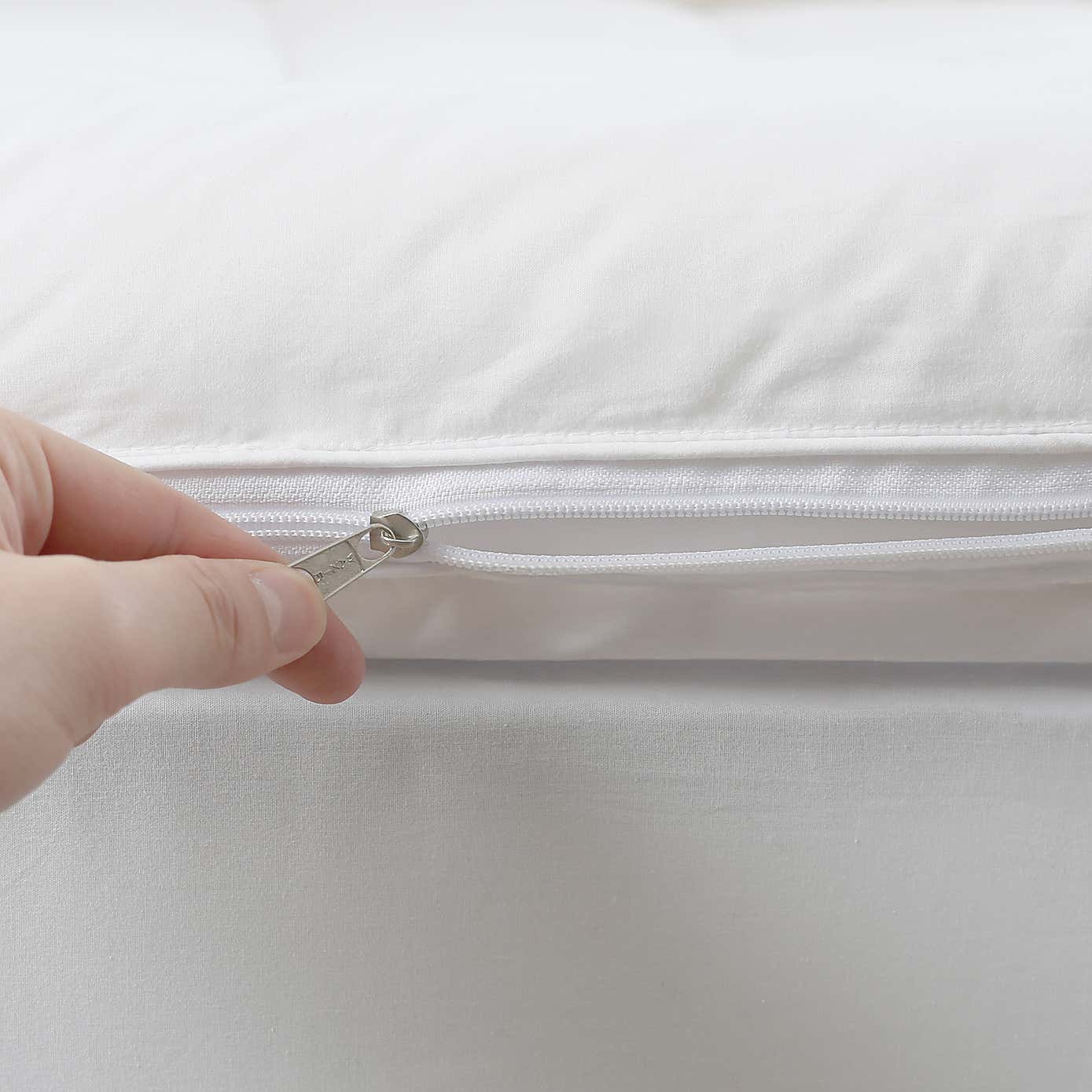 Carousel zoom image position 5 of 5