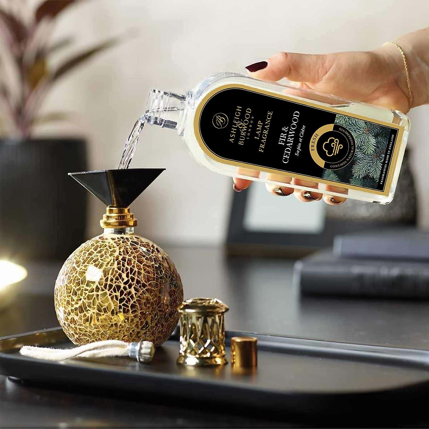 Carousel zoom image position 4 of 5