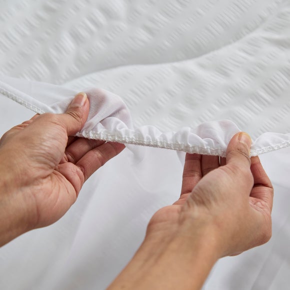 Carousel navigation image position 4 of 4