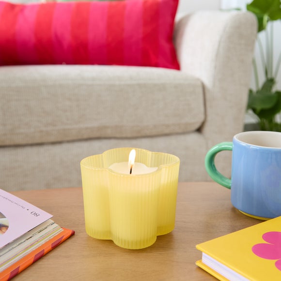 Vanilla Ice Cream Flower Candle
