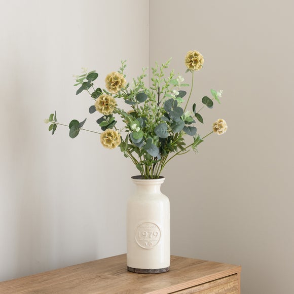 Carousel navigation image position 2 of 6