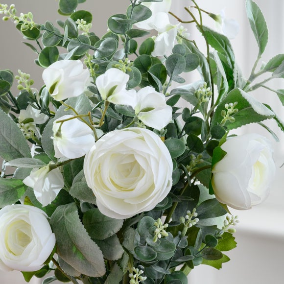 Carousel navigation image position 4 of 5