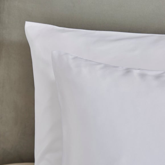 Carousel navigation image position 2 of 3