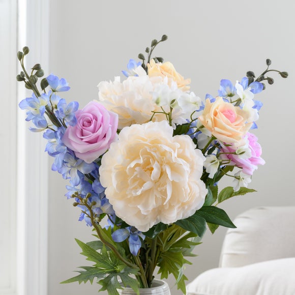 Carousel navigation image position 3 of 6