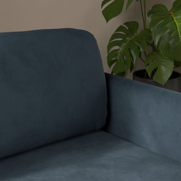 Carousel navigation image position 3 of 10