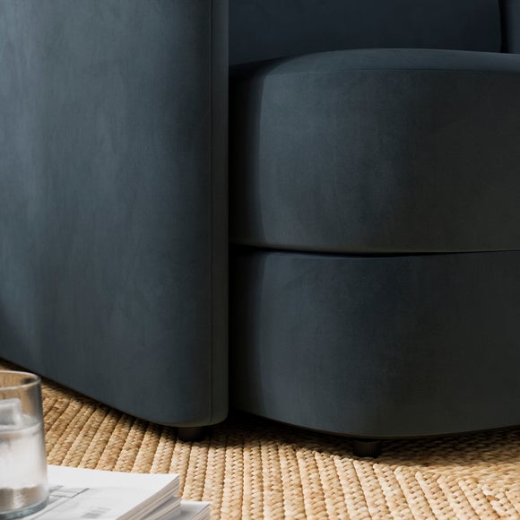 Carousel navigation image position 5 of 10