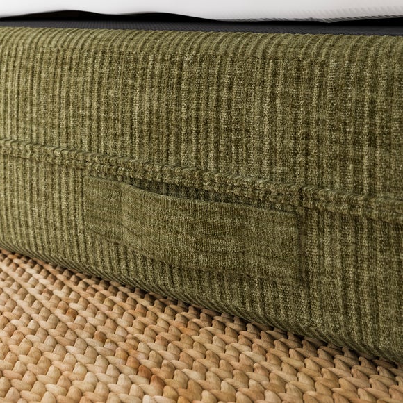 Carousel navigation image position 4 of 10