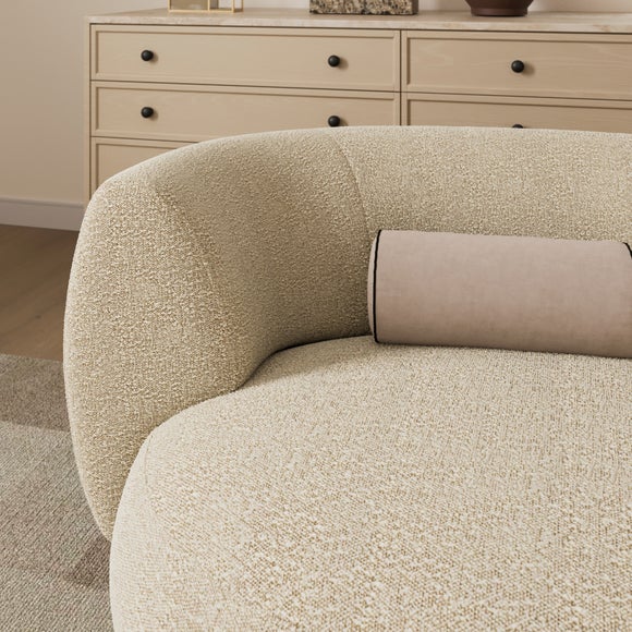 Carousel navigation image position 2 of 7