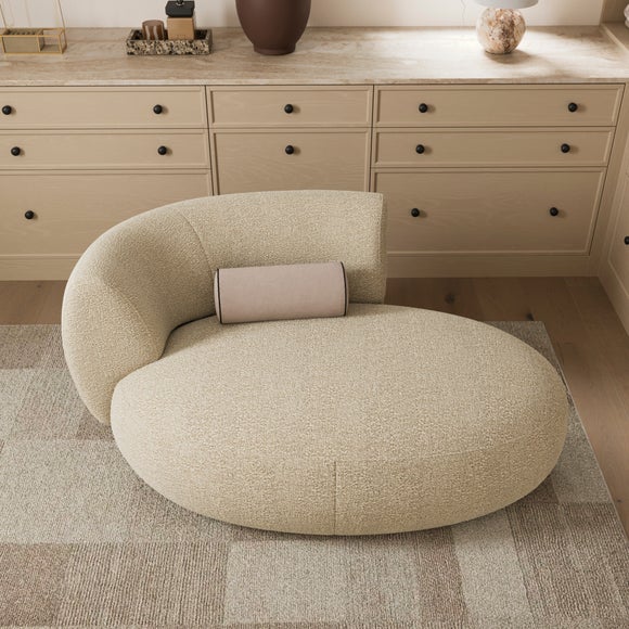 Carousel navigation image position 3 of 7