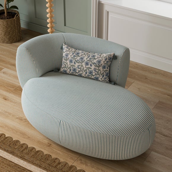 Carousel navigation image position 4 of 8