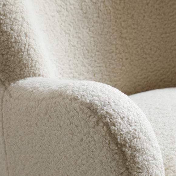 Carousel navigation image position 4 of 9