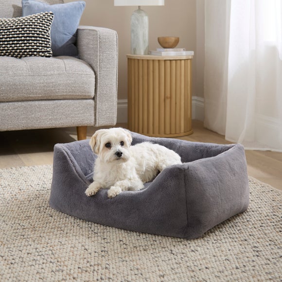 Faux Fur Pet Bed