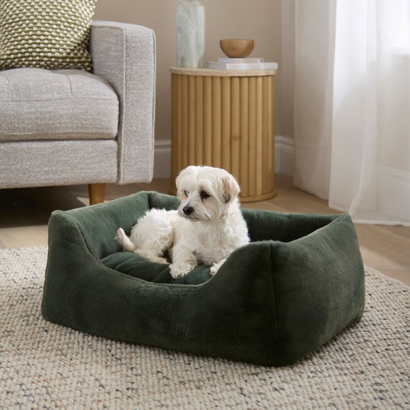 Faux Fur Pet Bed