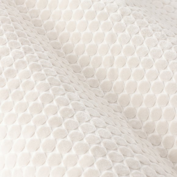 Carousel navigation image position 3 of 7