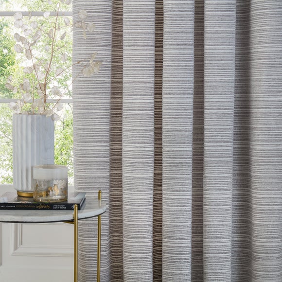 Carousel navigation image position 4 of 7