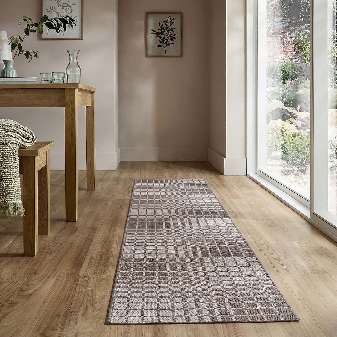 Carousel zoom image position 6 of 7