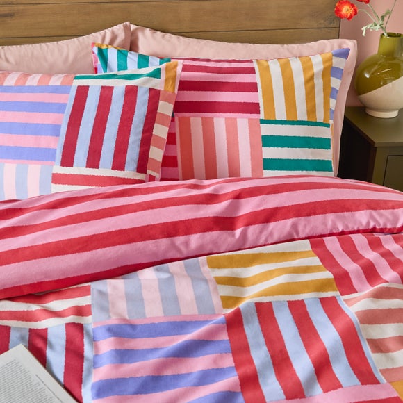 Carousel navigation image position 2 of 4