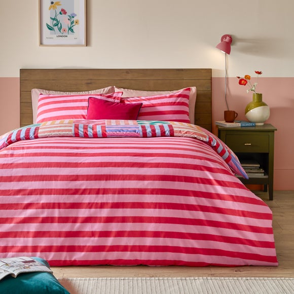 Carousel navigation image position 3 of 4