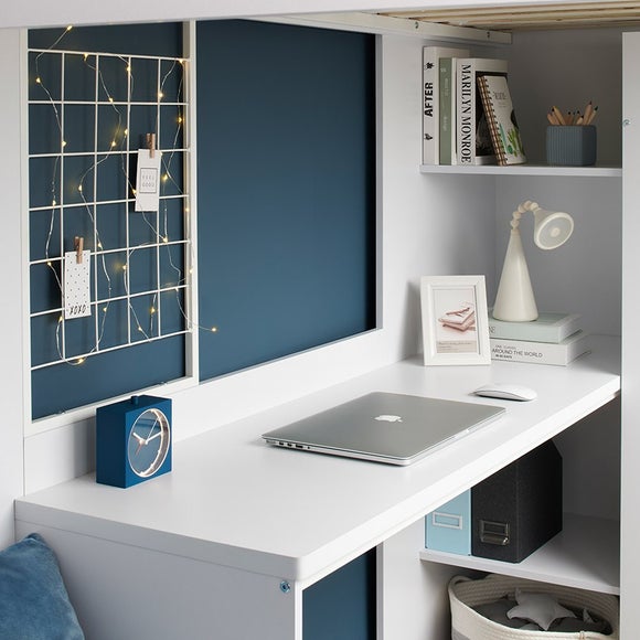 Carousel navigation image position 3 of 9