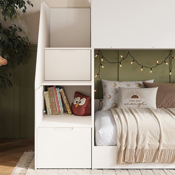 Carousel navigation image position 3 of 7