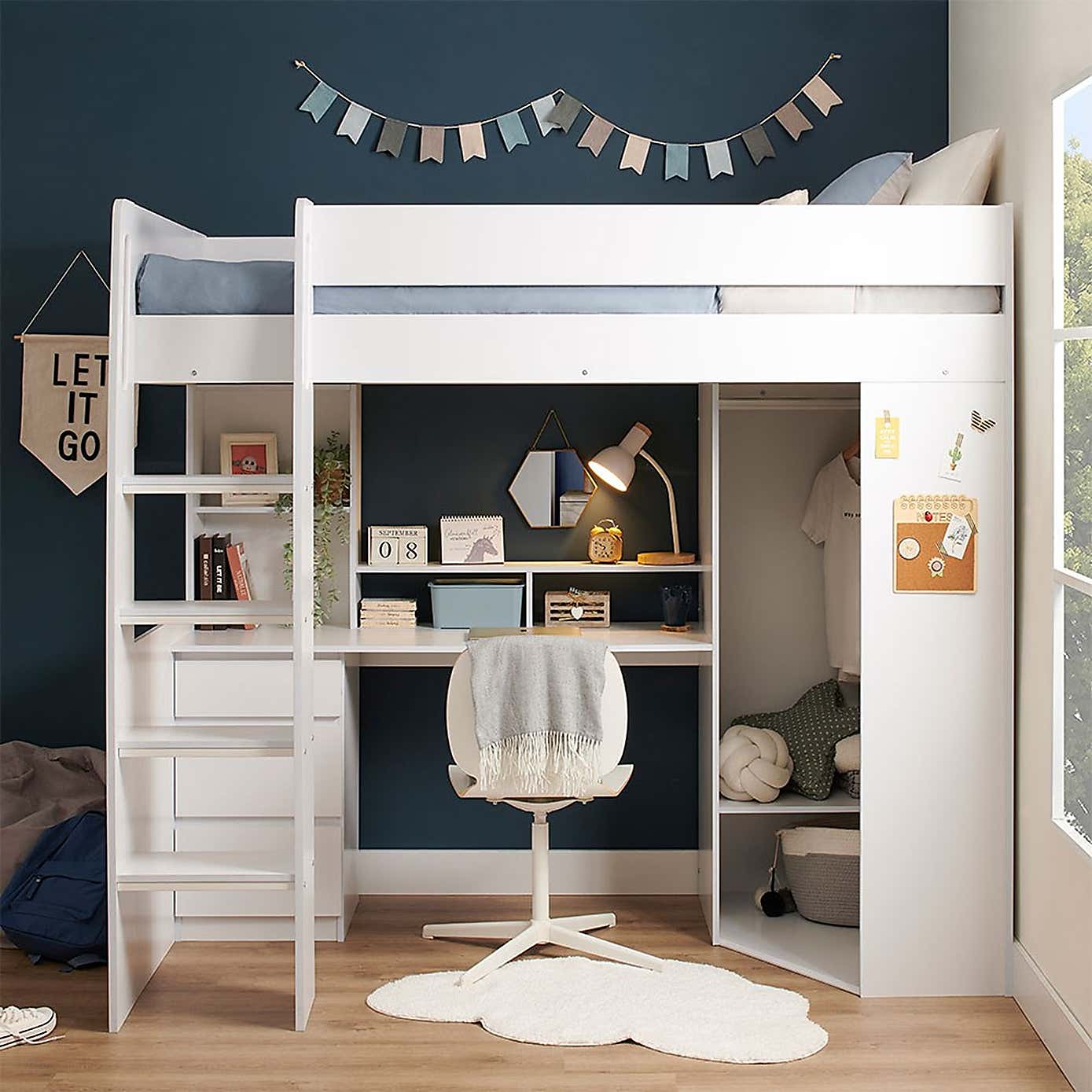 Carousel zoom image position 2 of 10