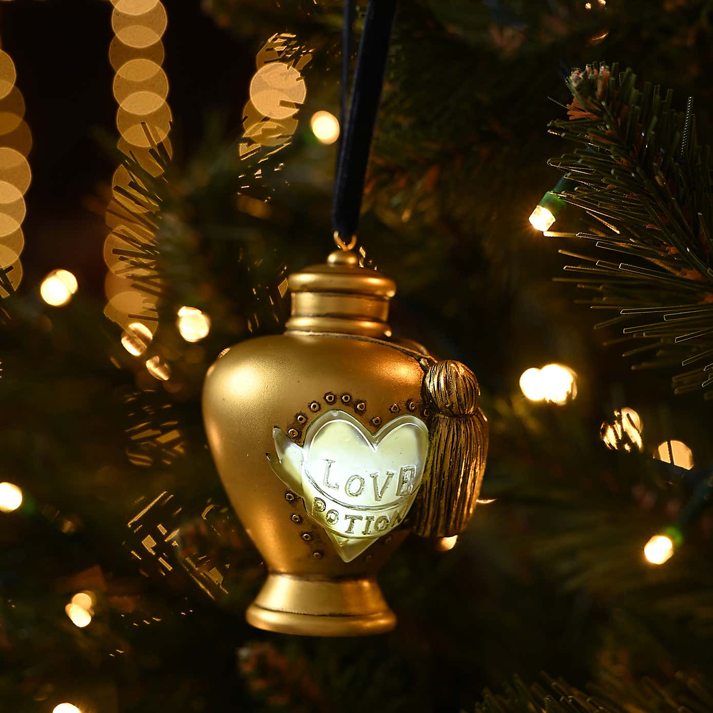 Carousel zoom image position 5 of 6