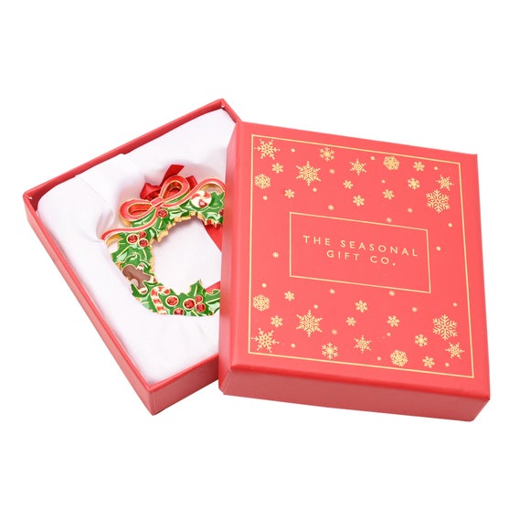 Carousel navigation image position 3 of 4