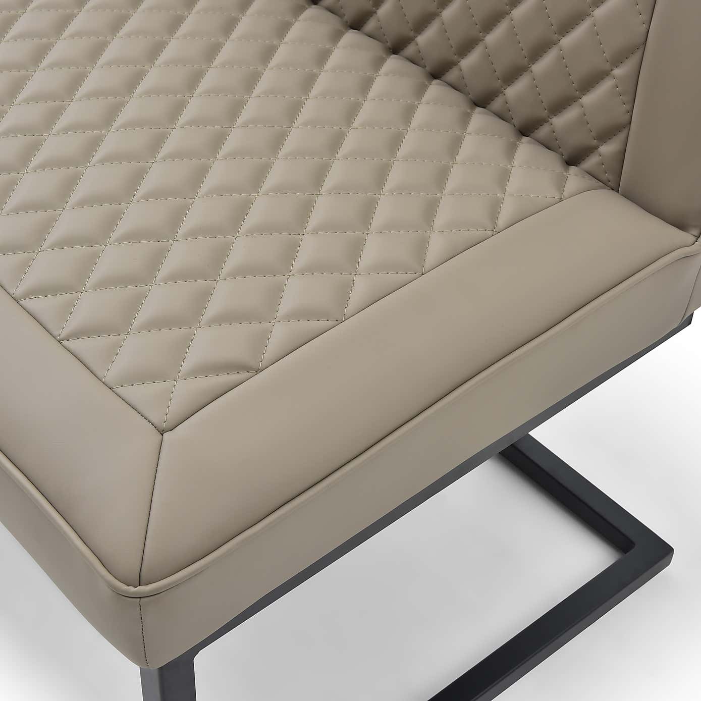 Carousel zoom image position 4 of 6