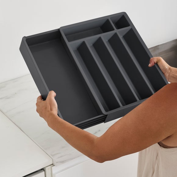 Expanding Cutlery Tray