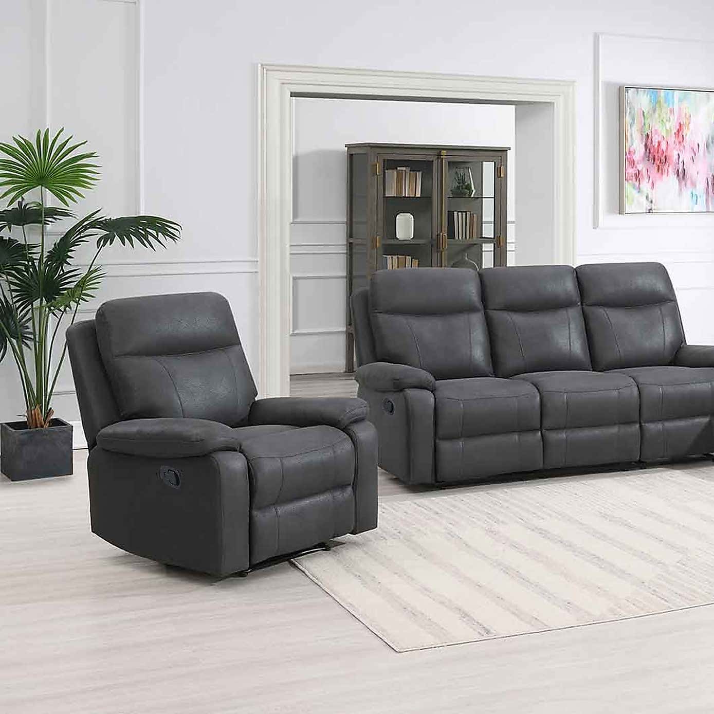 Carousel zoom image position 2 of 3