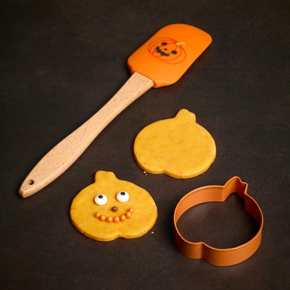 Spatula with Halloween Cookie Cutter Set