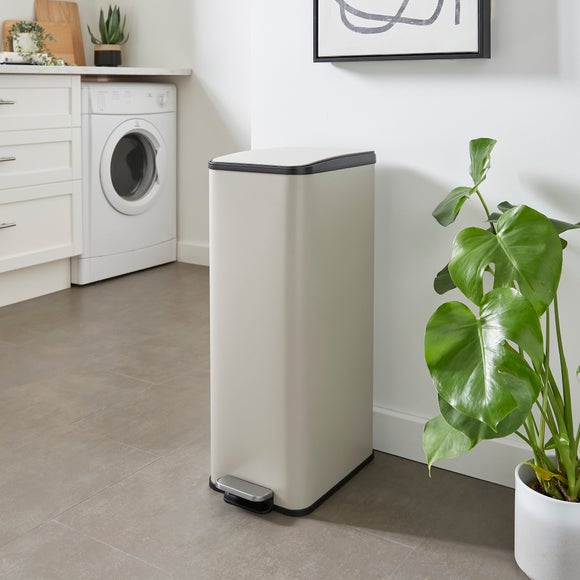 30L Curve Pedal Bin