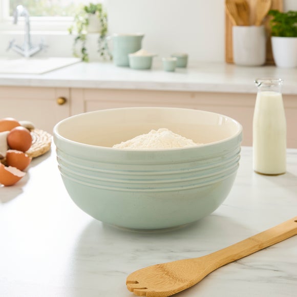 Ribbed Mixing Bowl