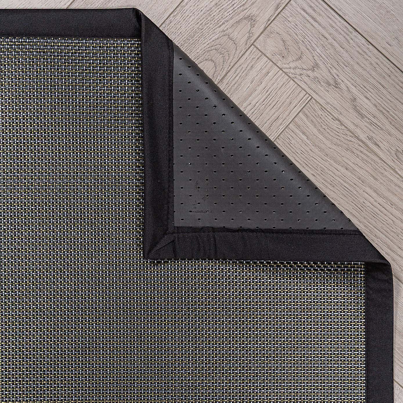 Carousel zoom image position 3 of 5