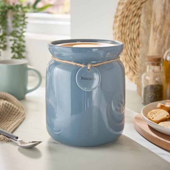 Hang Tag Biscuit Canister