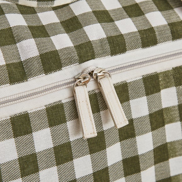 Carousel navigation image position 2 of 3