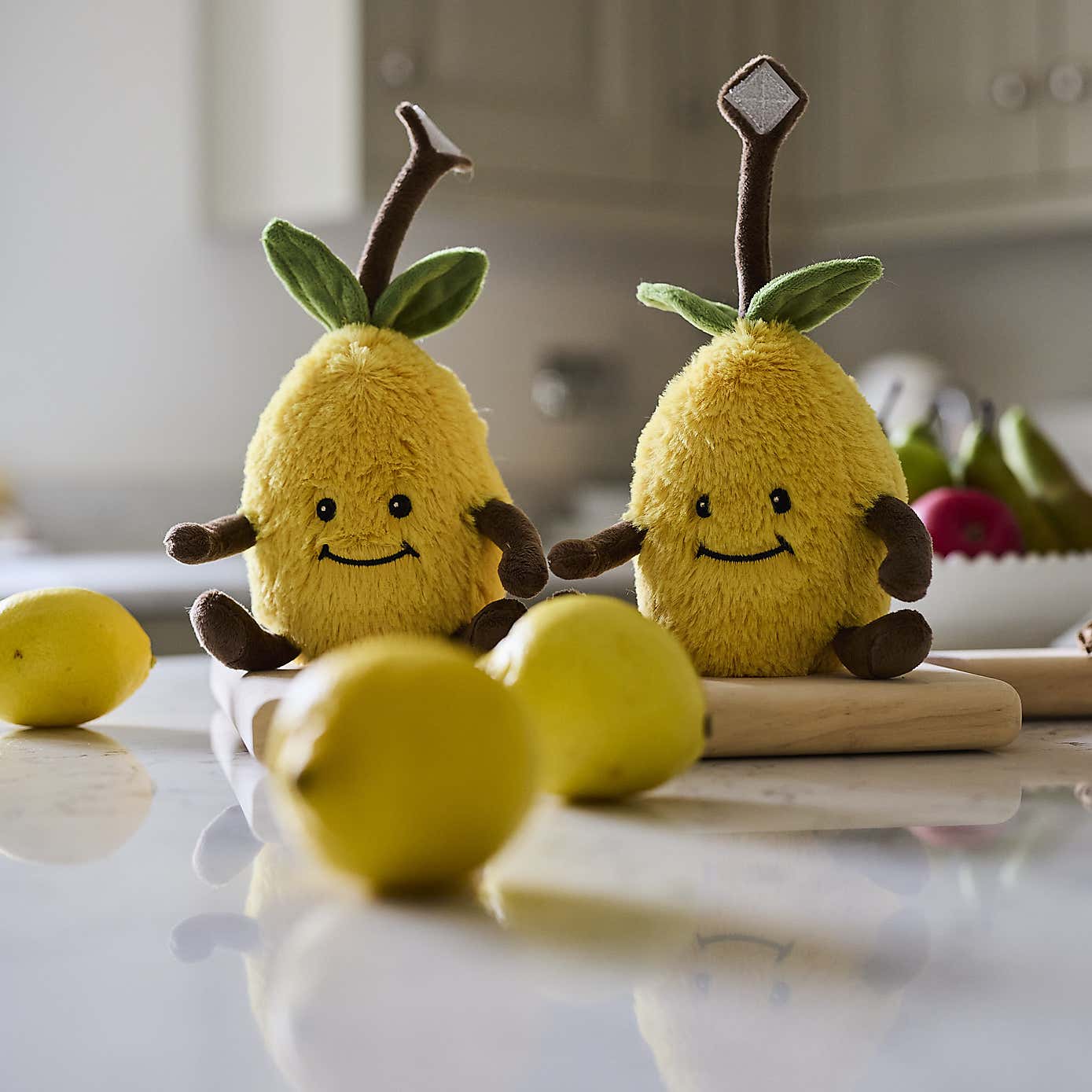 Carousel zoom image position 2 of 3