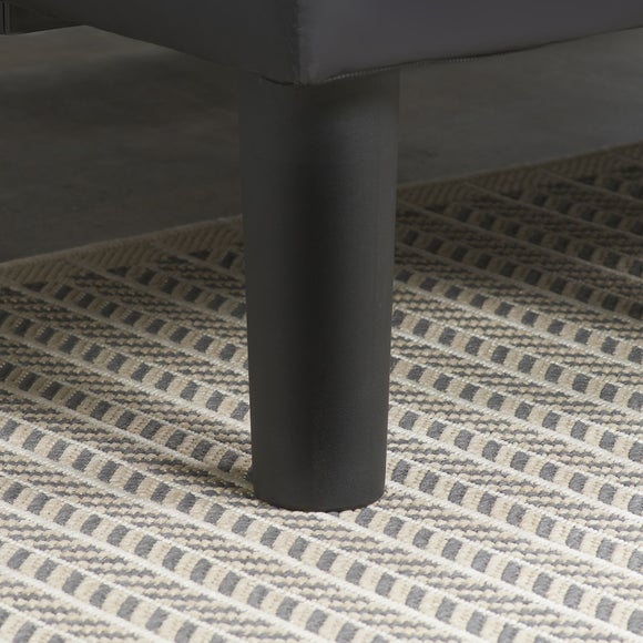 Carousel navigation image position 5 of 9