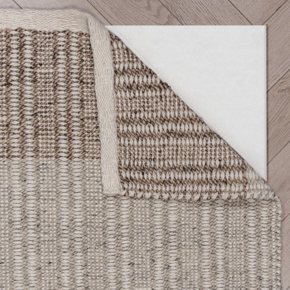 Carousel navigation image position 3 of 7