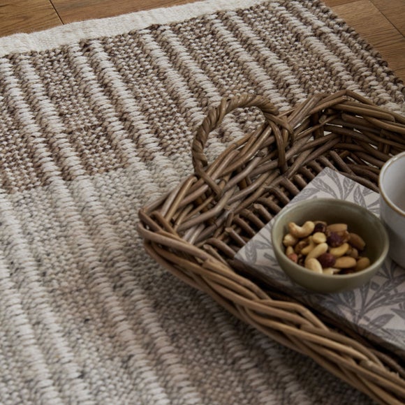 Carousel navigation image position 6 of 7