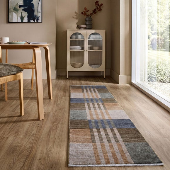 Ace Geometric Striped Runner