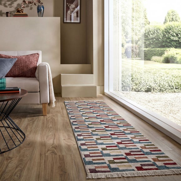 Shuffle Geometric Check Runner