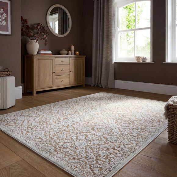 Velora Traditional Rug