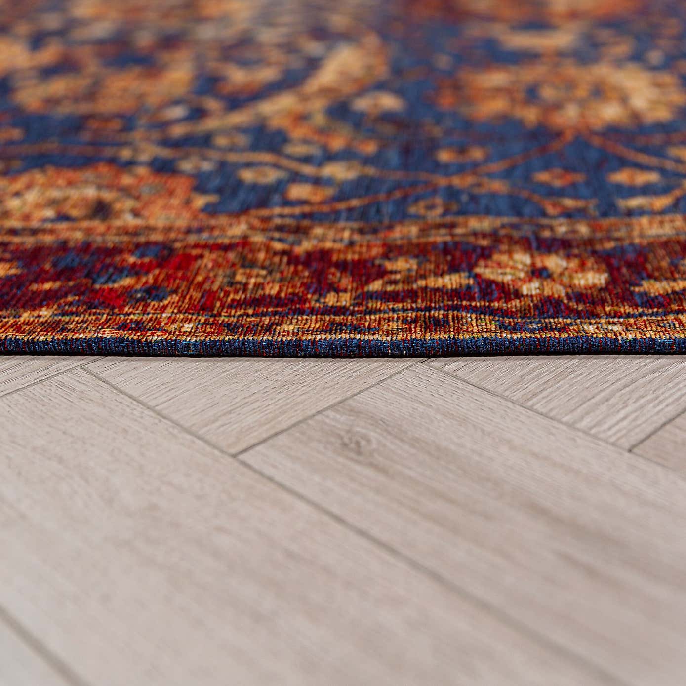 Carousel zoom image position 4 of 6