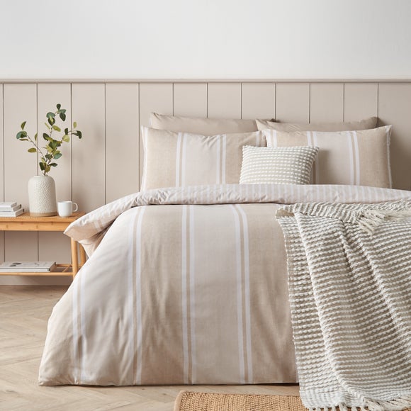 Carousel navigation image position 5 of 7