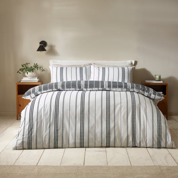 Catherine Lansfield Harbour Stripe Polycotton Duvet Cover & Pillowcase Set