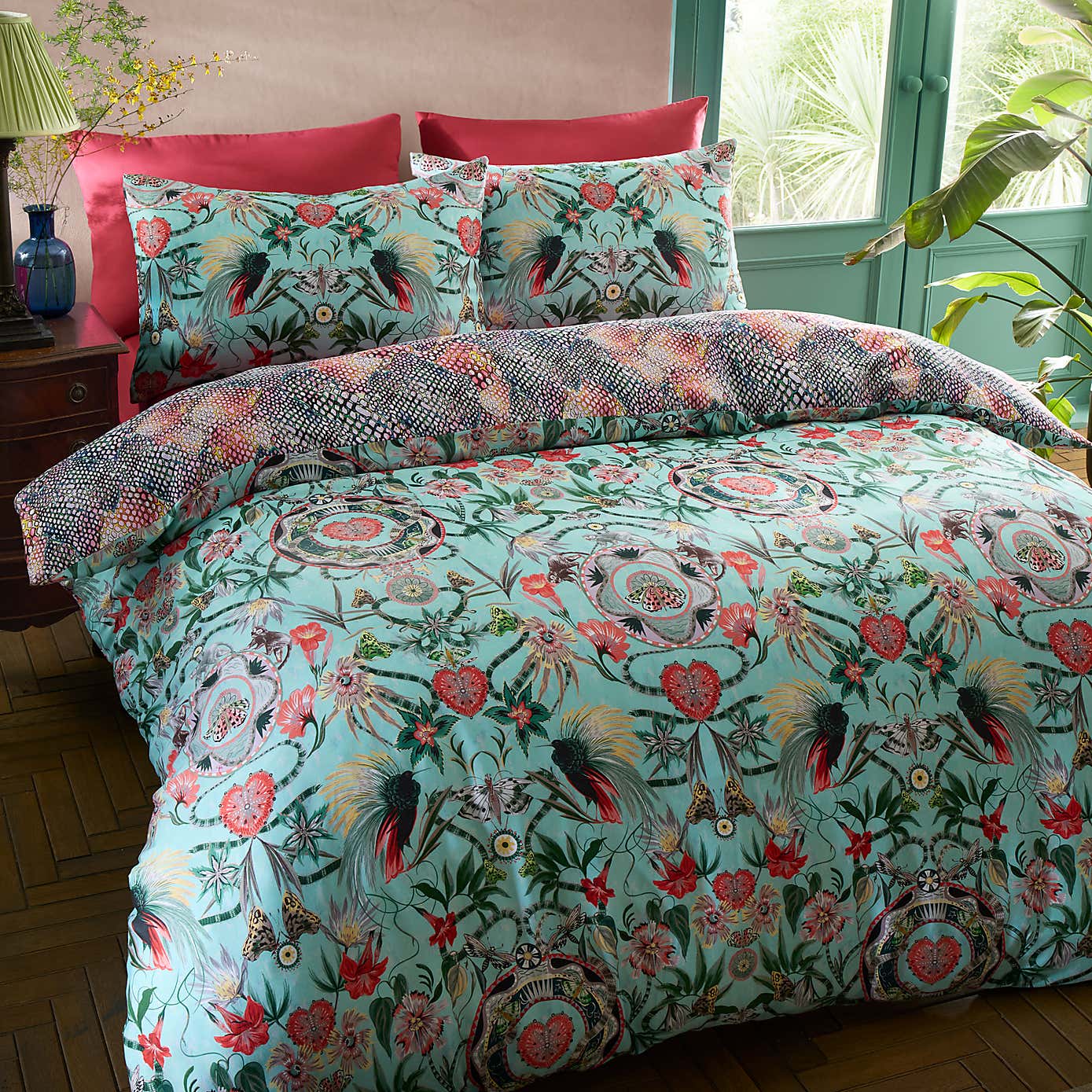 Carousel zoom image position 6 of 8